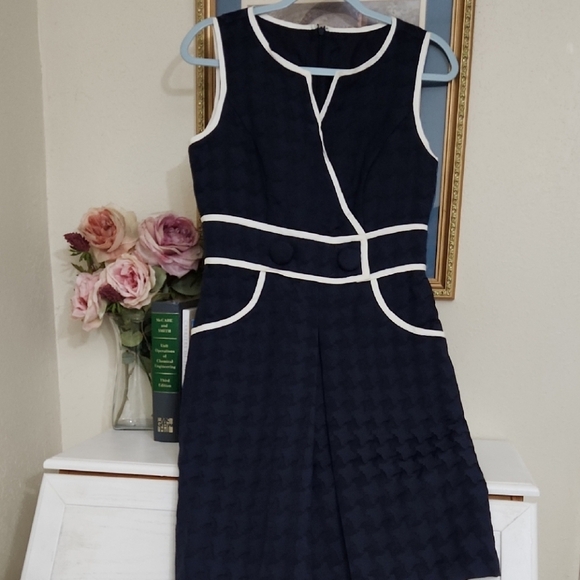 Nautica Blue Sheath Dress Sleeveless Crew Neck - Picture 1 of 12